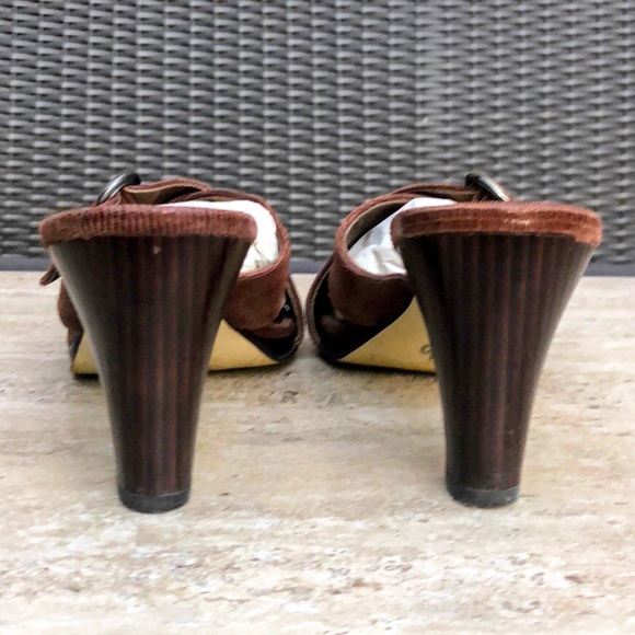 JOAN& DAVID Reptile Embossed Leather Buckle Sandal - Picture 5 of 13